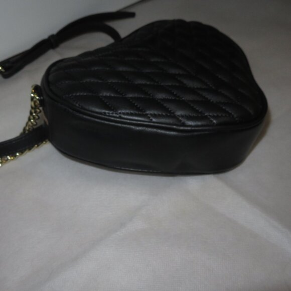 Karl Lagerfeld Paris Quilted Heart Kosette Leather Crossbody Bag Black - Picture 9 of 17